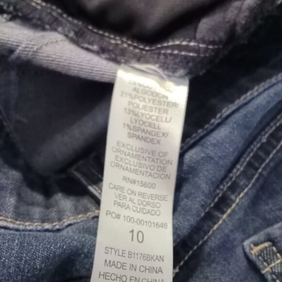 Democracy Jeans 10 - Picture 3 of 5